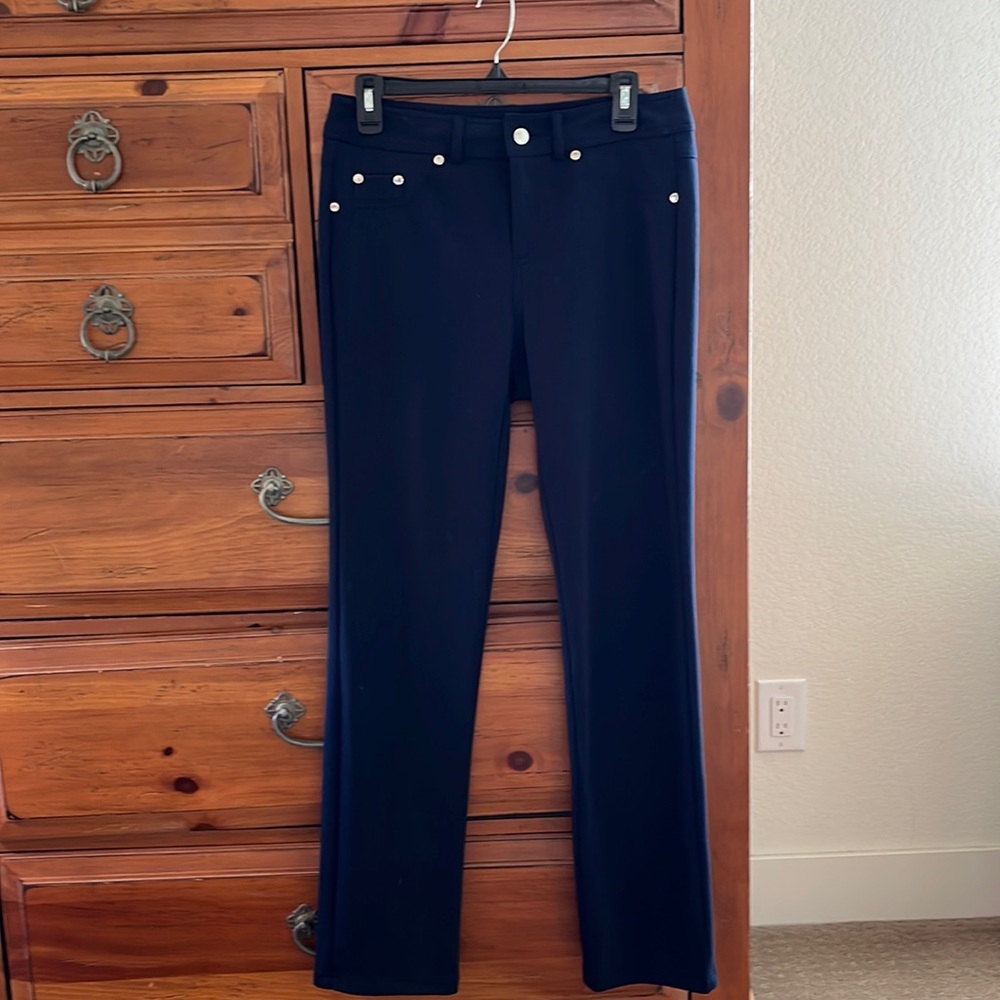Grace Elements Women’s navy pants, size 4.